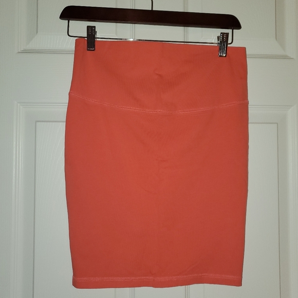 Peach Maternity Mini Skirt - Picture 1 of 4